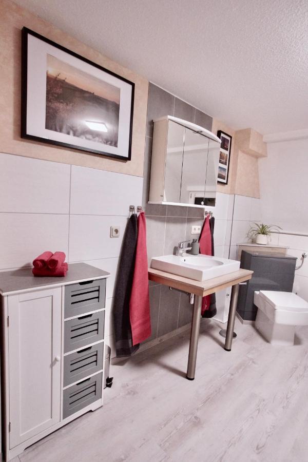 Ferienwohnung Ostard 2 Thale Bagian luar foto